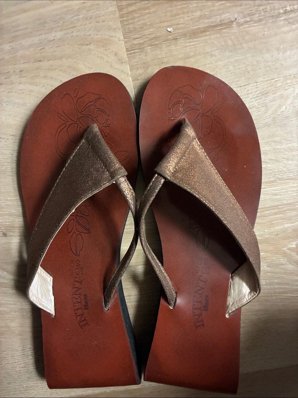 Intent Sandals - Picture 4 of 4